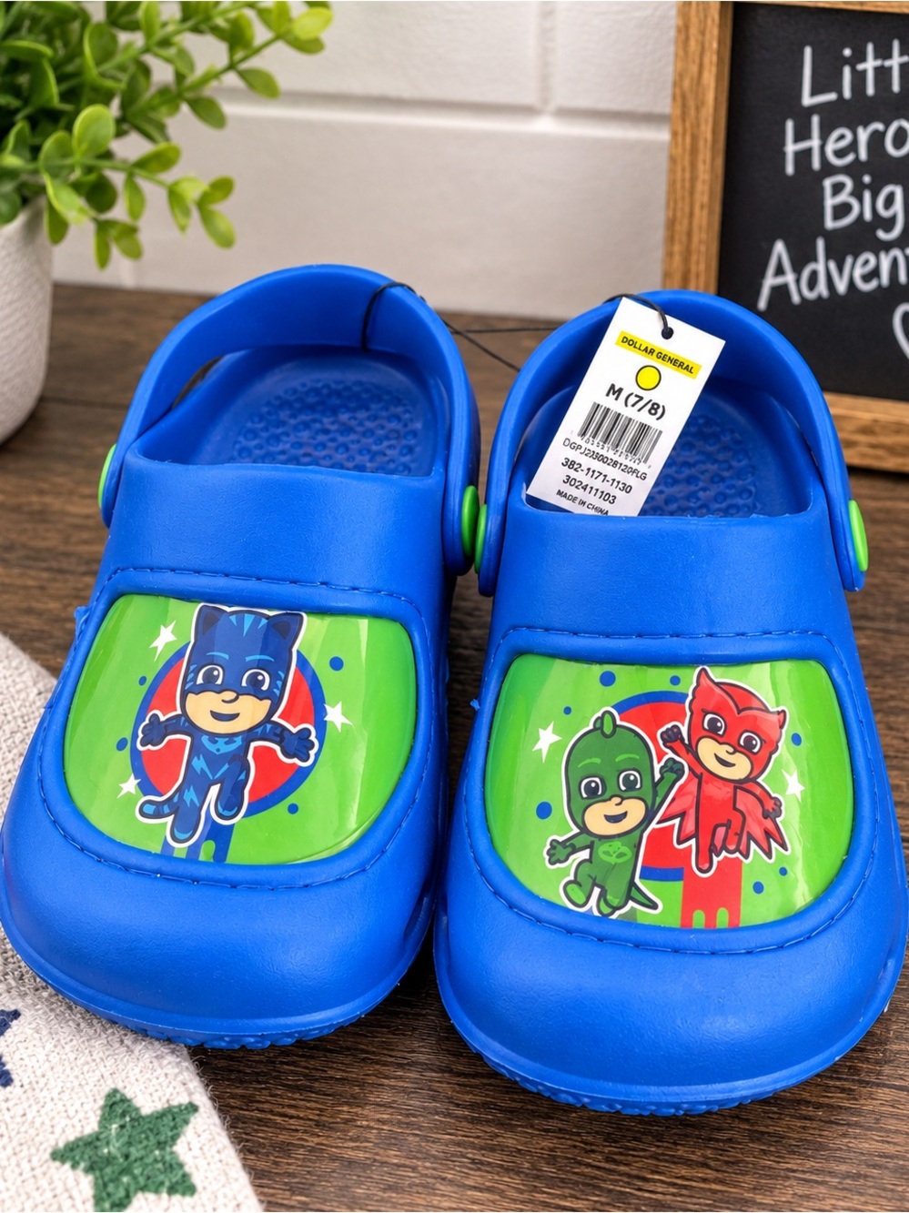 💙 PJ MASKS Kids Clogs – Blue – Size M (7/8) – NWT 💚